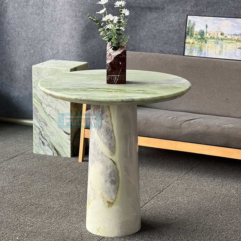 Side Table&Plinth