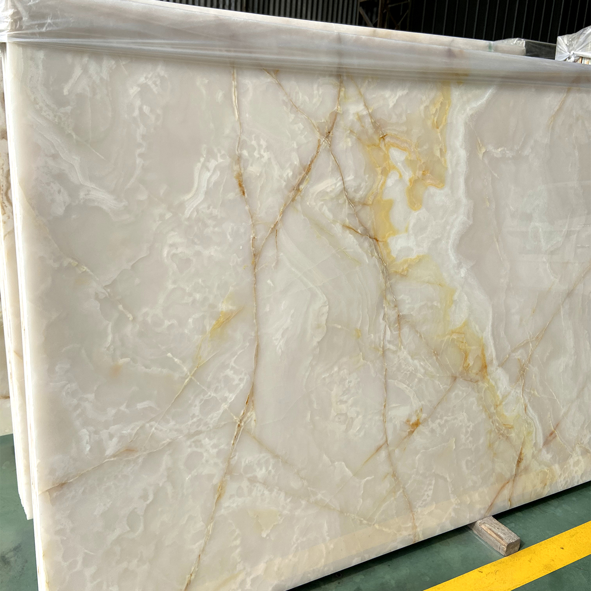 White Onyx with beige veins