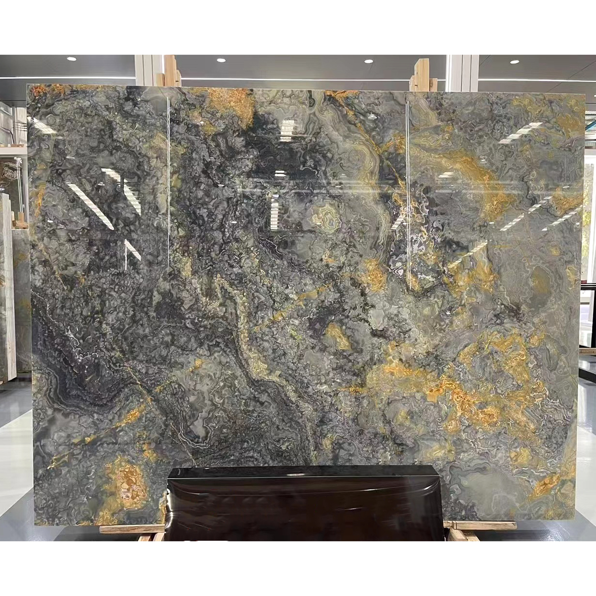 Golden Ink Onyx