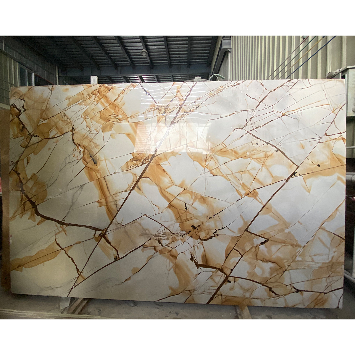 Golden Maple Leaf Gold Marble