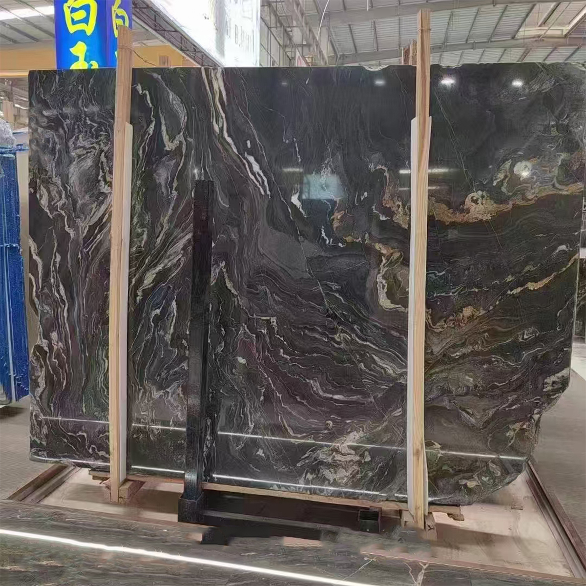 Italy Black Gold marble slab photos for black-gold tone approval, gold vein direction, kitchen countertops, home furniture, floor tile layout, hotel lobby dry lay and export packing.